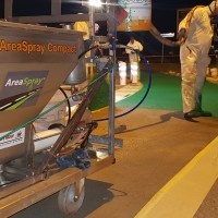 Enduit à froid pulvérisé MMARoute™ Spraygrip vert sur bande cyclable à Brest (29)