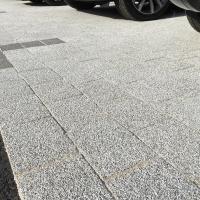 Pavés granités modernes gris clair et gris foncé - Clermont-Ferrand (63)